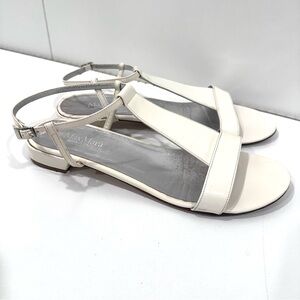 Max Mara made in Italy cream patent open toe flat ankle strap sandals 39 9